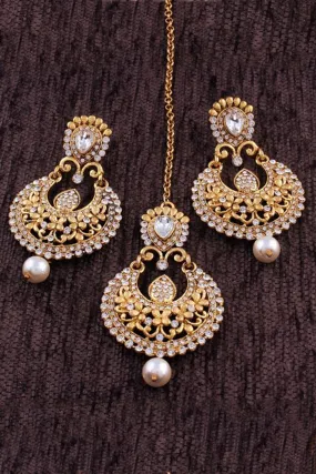 Alloy Earring Set with Maang Tikka in White