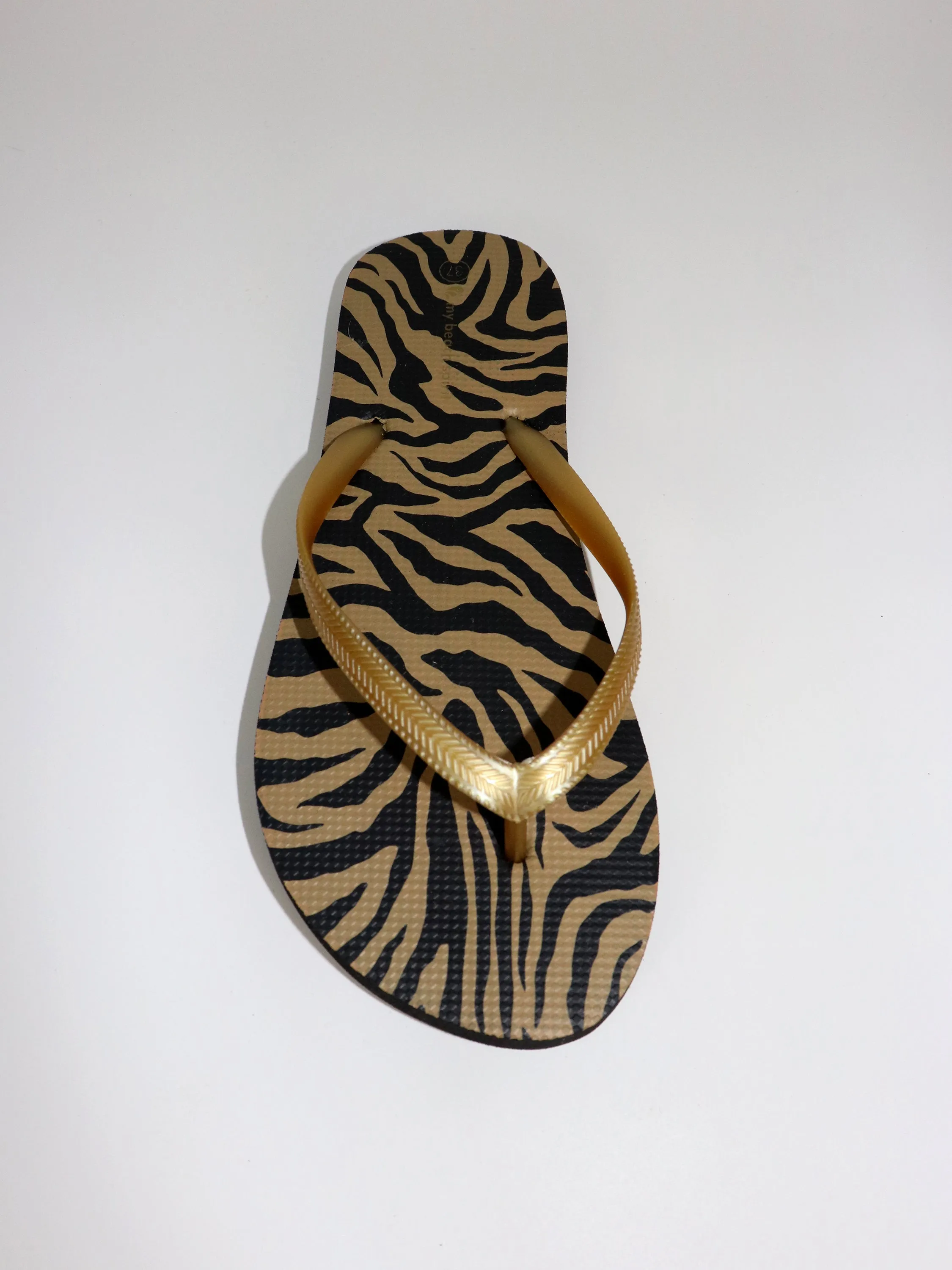 Basic animal print beach slipper