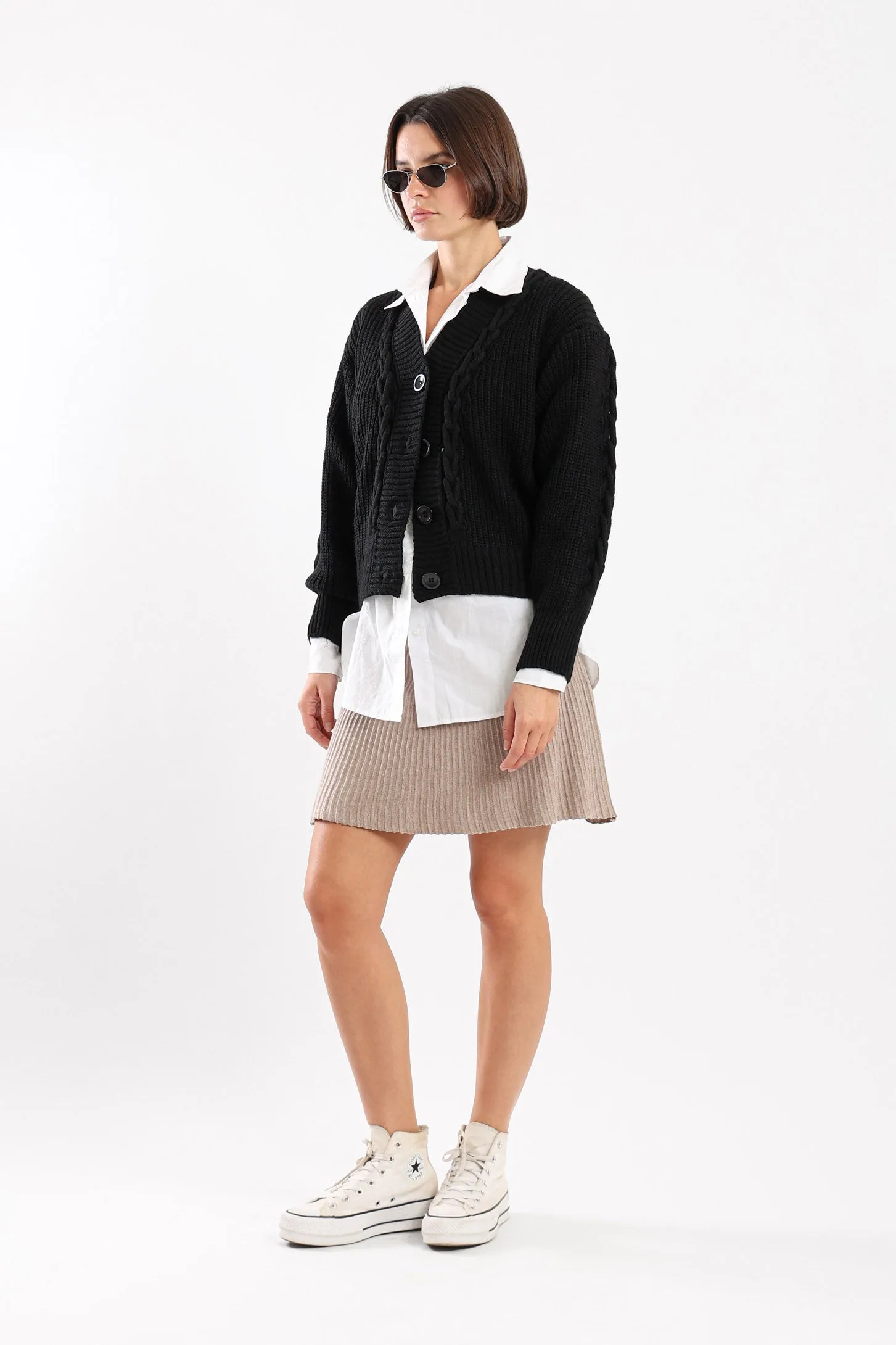 SNUGGLE KNIT CARDIGAN - BLACK